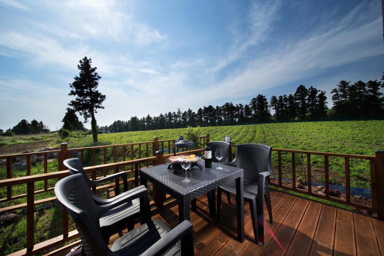 Poeta Pension Seogwipo-stad Buitenkant foto