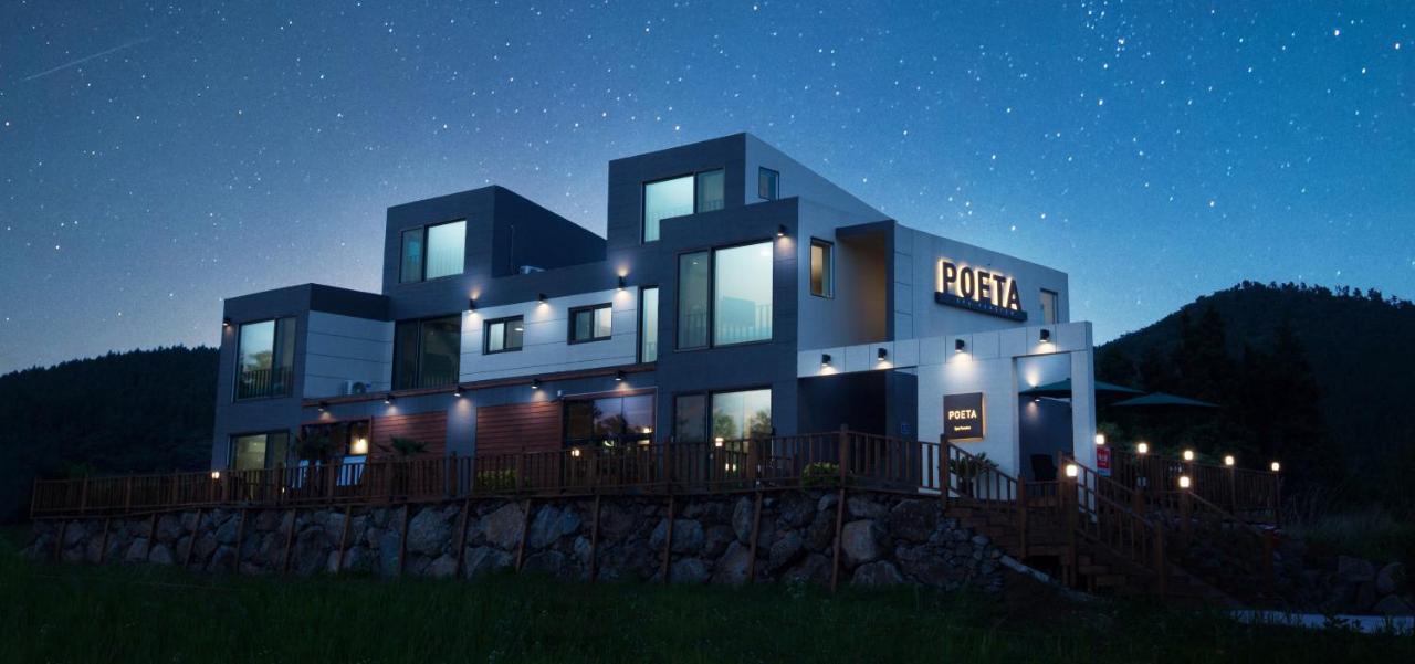Poeta Pension Seogwipo-stad Buitenkant foto